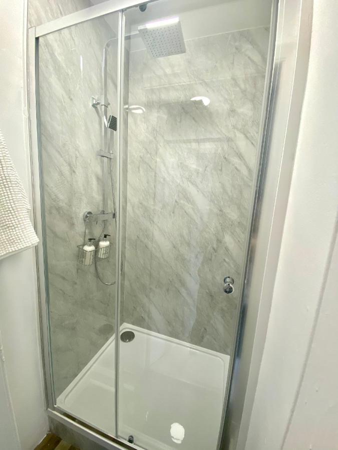 Cozy 1 Bedroom Tenement Flat Appartement